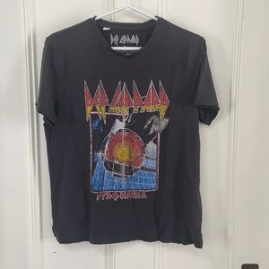Def Leppard Graphic Tee, Size S